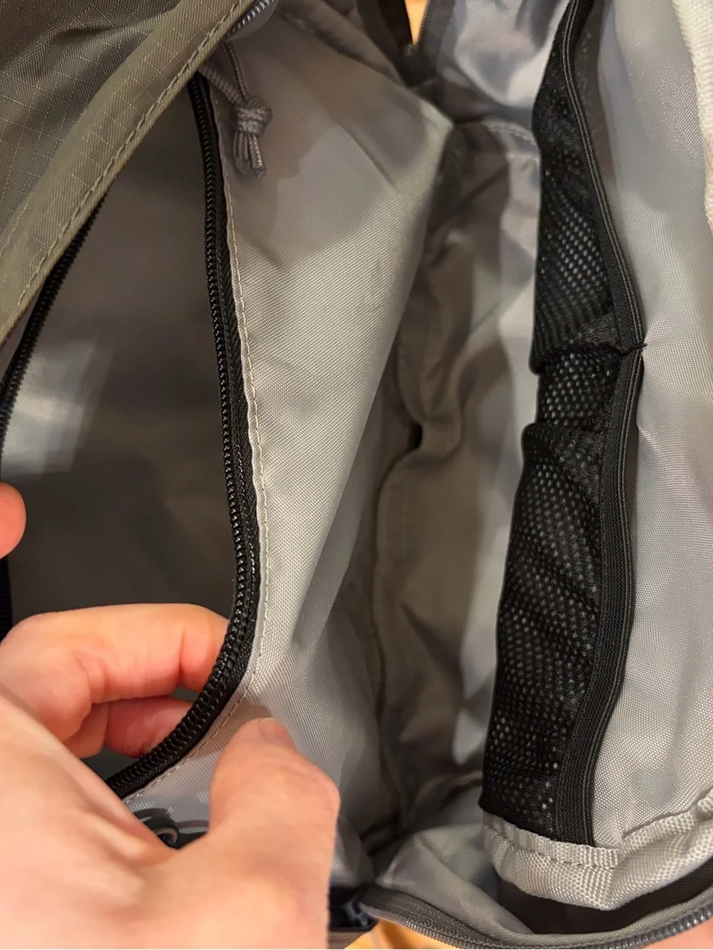 EUC Lowepro Photo Hatchback 16L AW Backpack Adjustable Strap Camera Bag